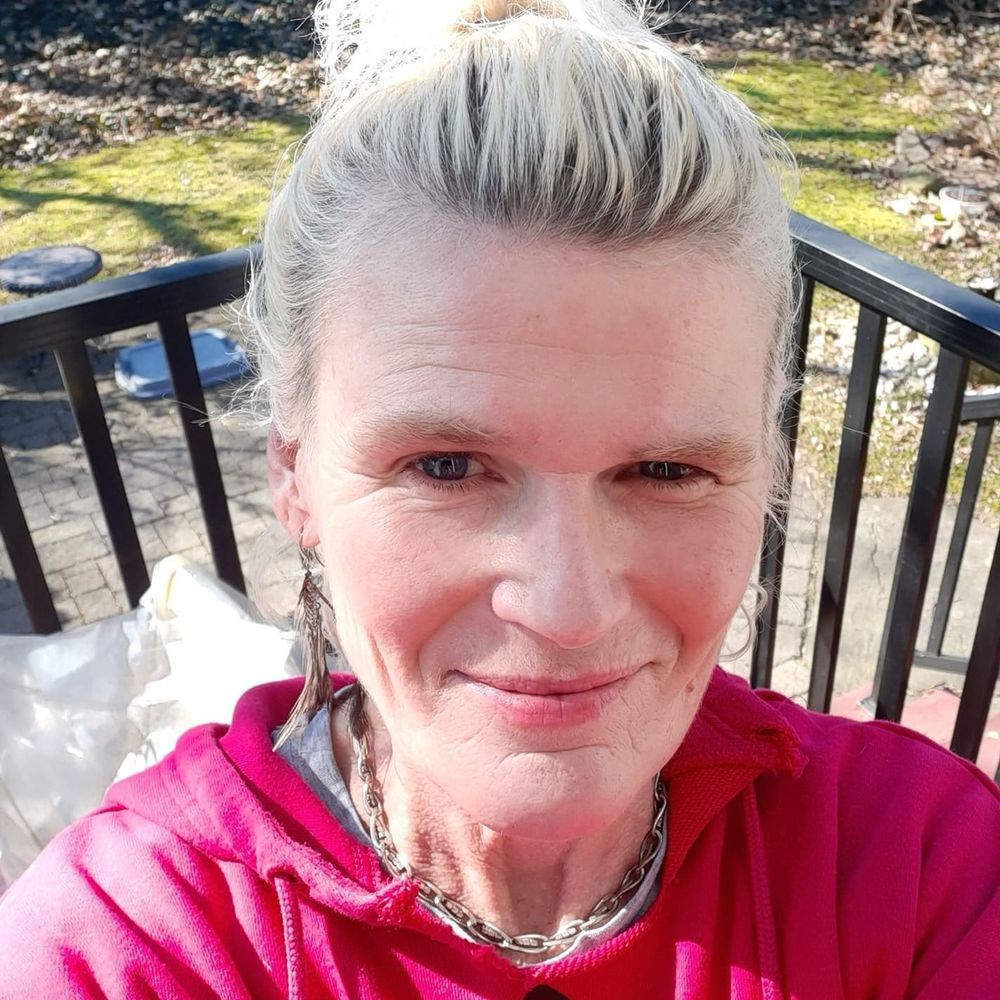 Meet your Posher, Deidre